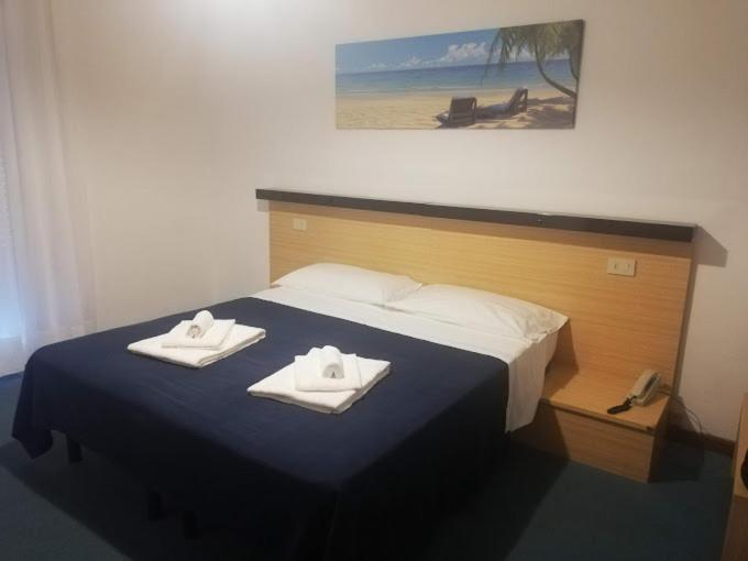 Hotel Palme Park & Beach Included Лидо ди Йезоло Екстериор снимка