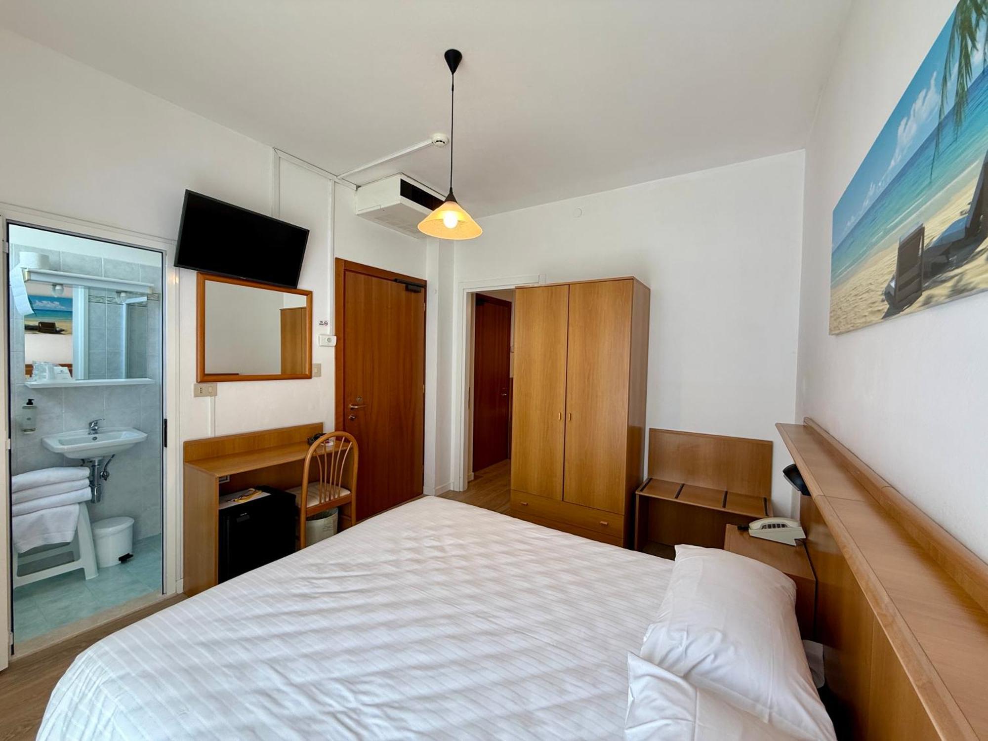Hotel Palme Park & Beach Included Лидо ди Йезоло Екстериор снимка