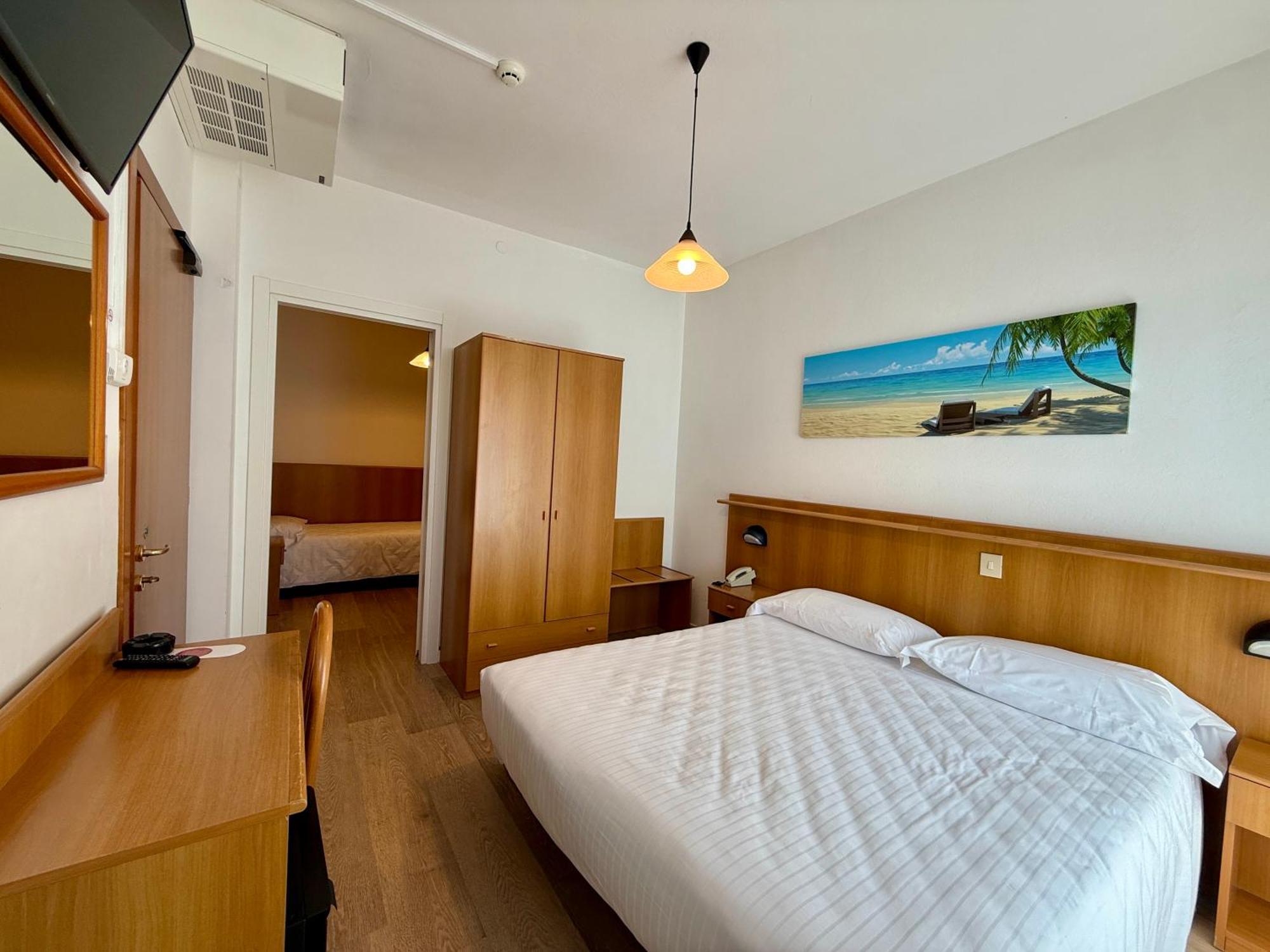 Hotel Palme Park & Beach Included Лидо ди Йезоло Екстериор снимка