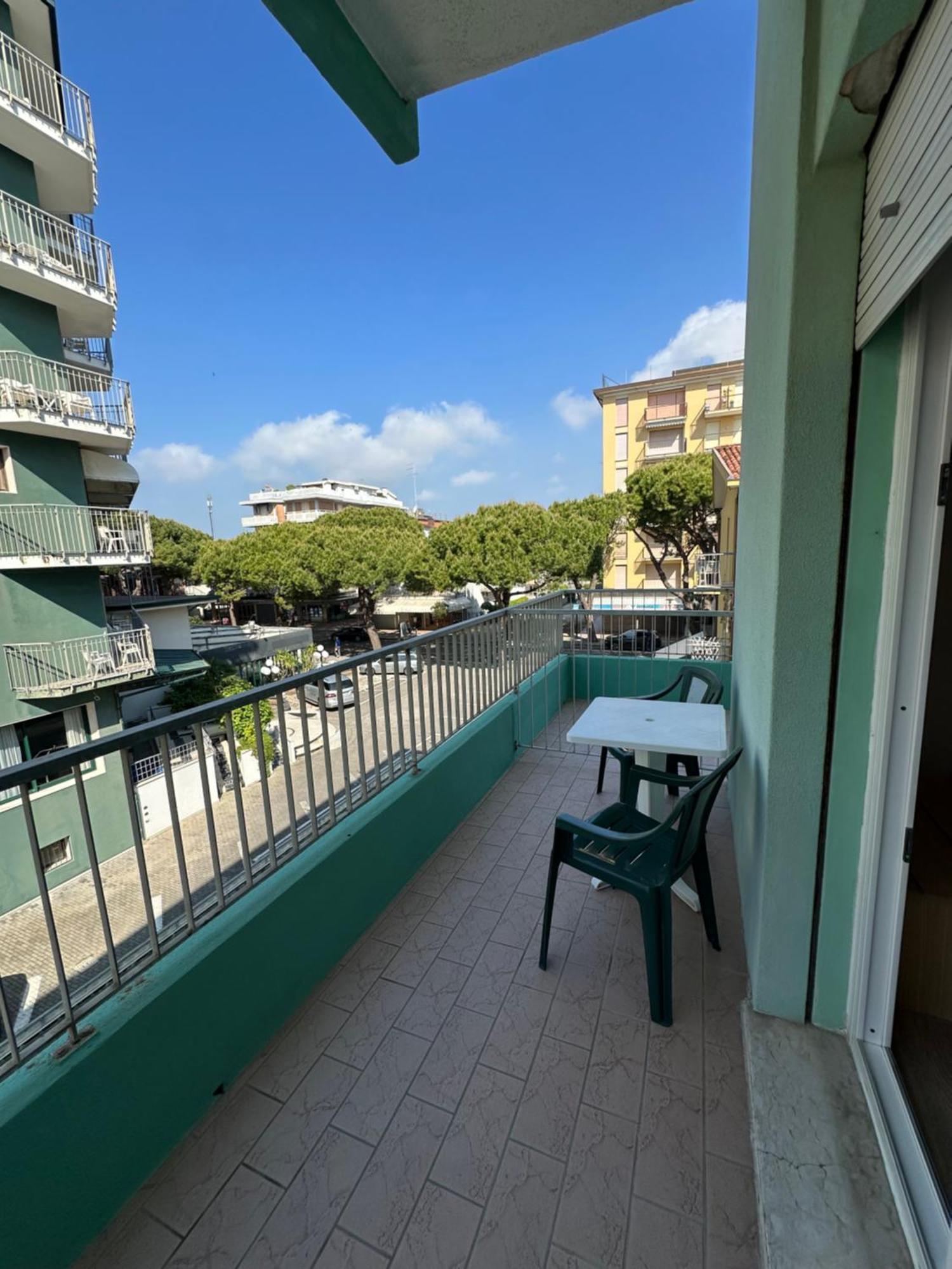 Hotel Palme Park & Beach Included Лидо ди Йезоло Екстериор снимка