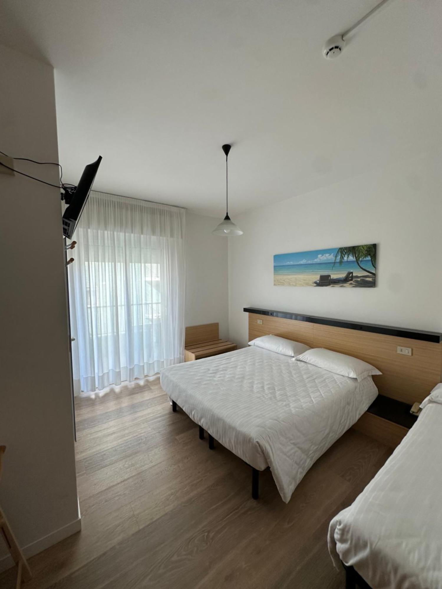 Hotel Palme Park & Beach Included Лидо ди Йезоло Екстериор снимка