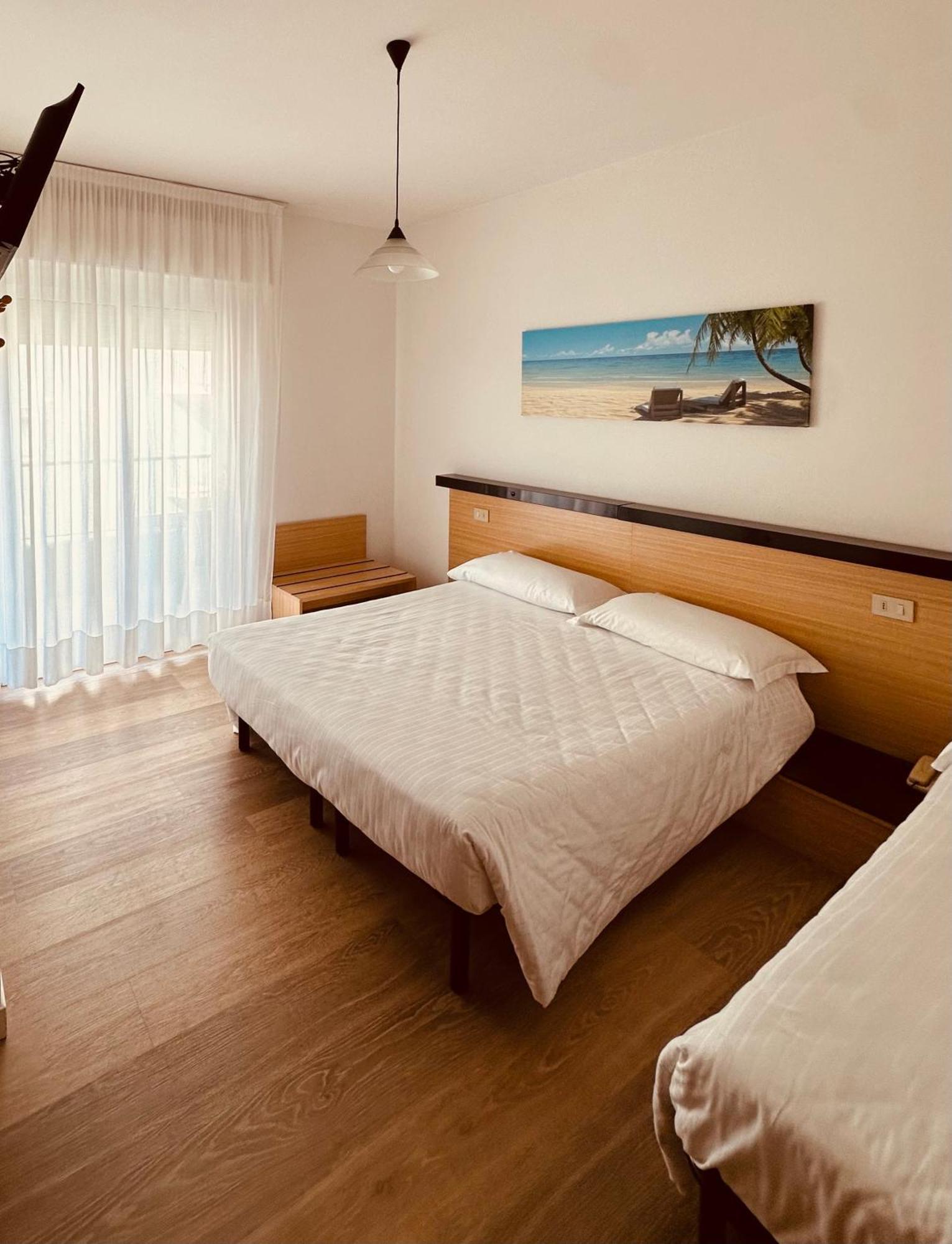 Hotel Palme Park & Beach Included Лидо ди Йезоло Екстериор снимка