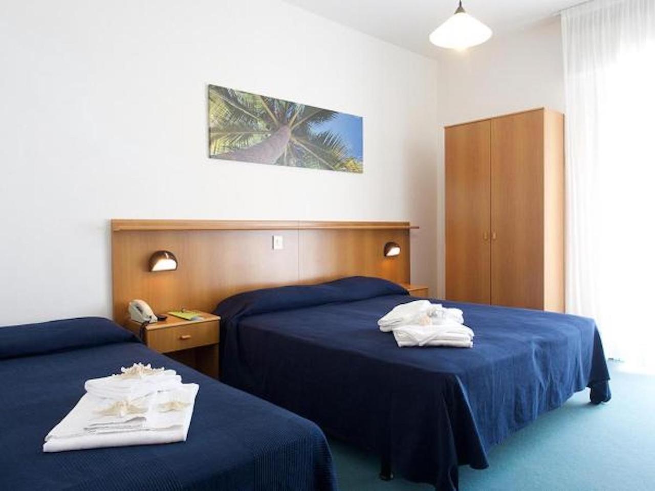 Hotel Palme Park & Beach Included Лидо ди Йезоло Екстериор снимка